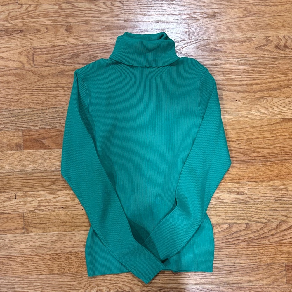 Pink Lily Green Turtleneck Sweater With Bow Tie Back